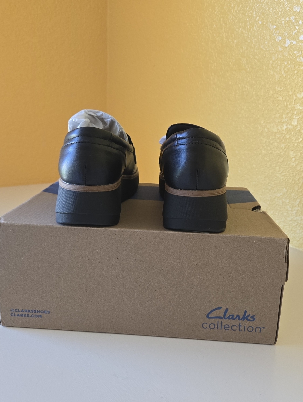 CLARKS Zylah May Casual Shoes Women's Size US 7.5 W Black Leather 26180109 - Picture 6 of 14